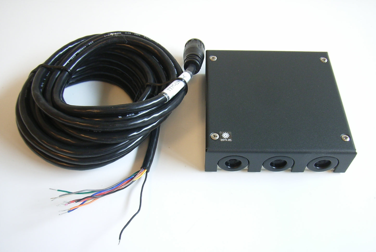 SAILOR 6209 Accessory Connection Box Including 5 meter cable (406209-941) For installation of accessories and external equipment for SAILOR 6000 MF/HF