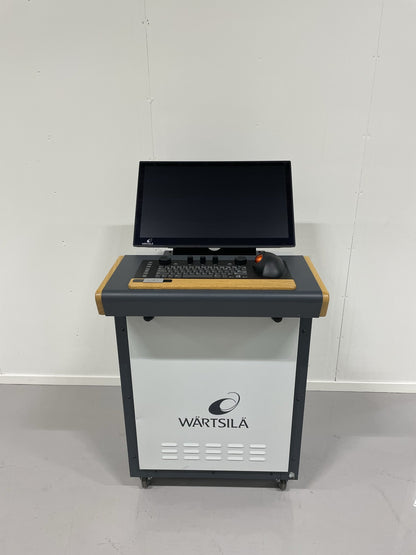 Wärtsilä Navi-Sailor 4000 deck console